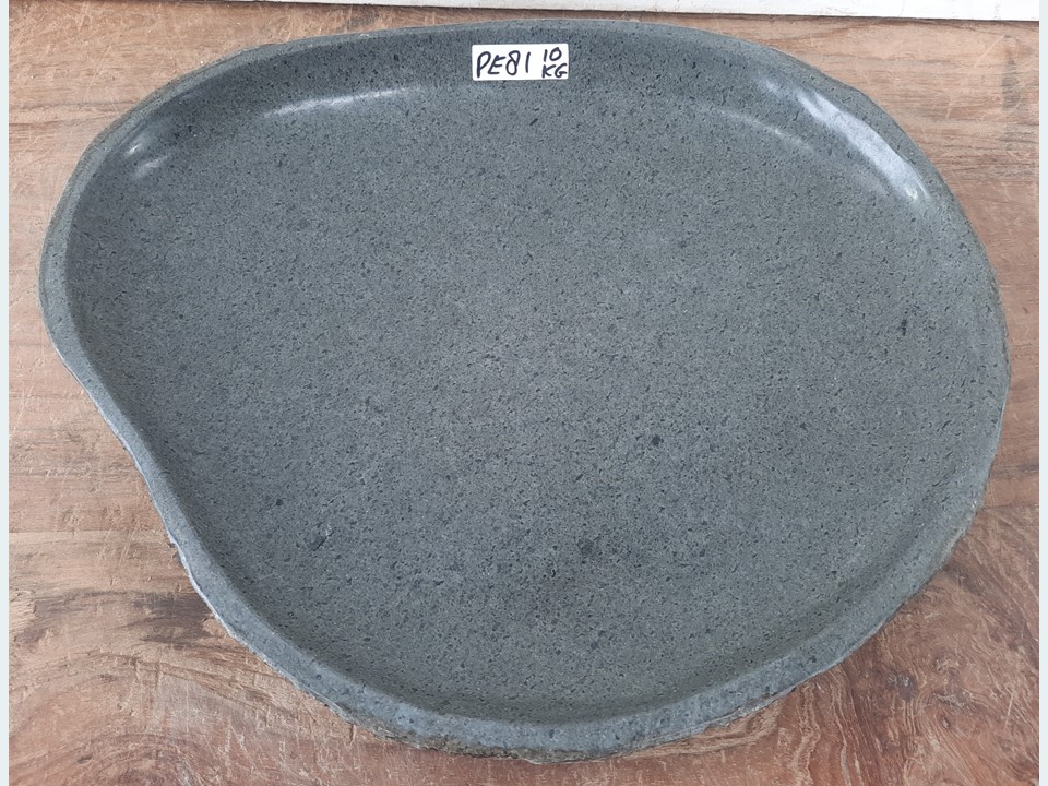 Vogel drinkschaal riviersteen PE81 (43x36cm)