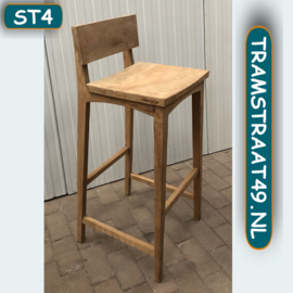 Barstoel teak met rugleuning ST4