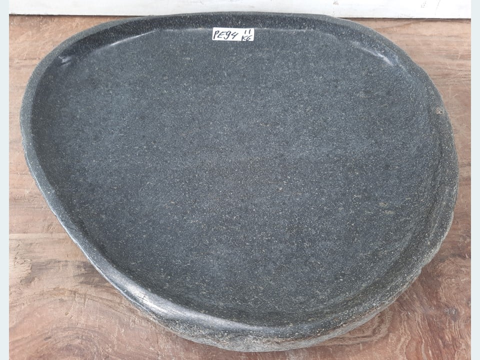 Tuin vogelbad riviersteen PE94 (43x37cm)