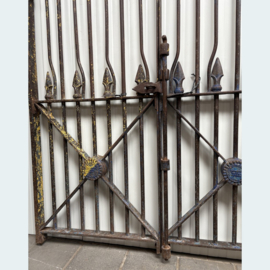 Hekwerk ijzeren 200 cm hoog NW02