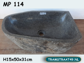 Hoek wasbak riviersteen MP114