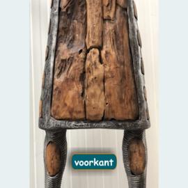 Beeld  van teak / aluminium N7 (177 cm hoog)