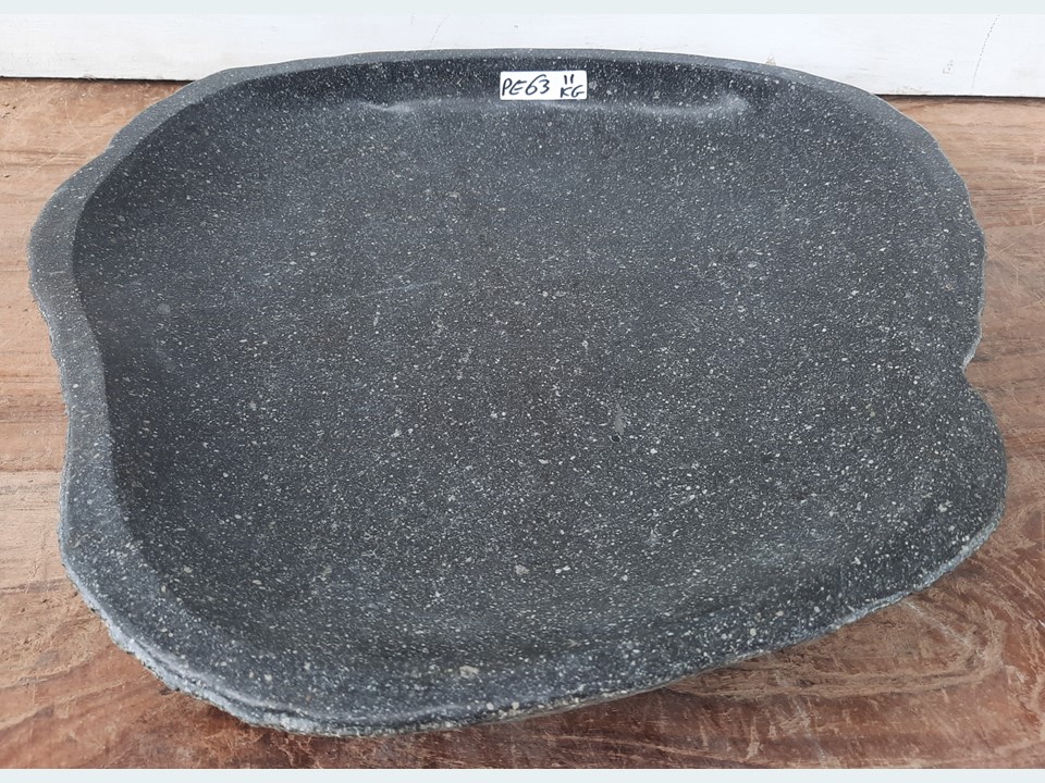 Vogel drinkschaal riviersteen PE63 (43x42cm)