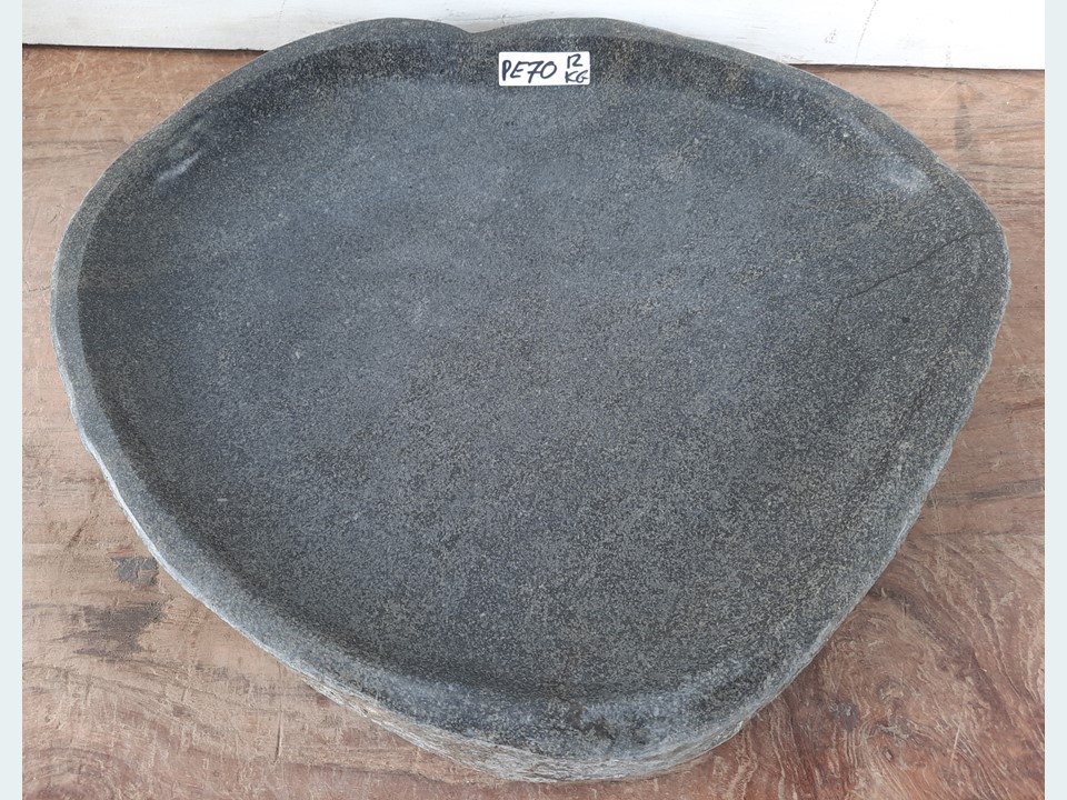 Birdbath natural stone PE70 (45x39cm)