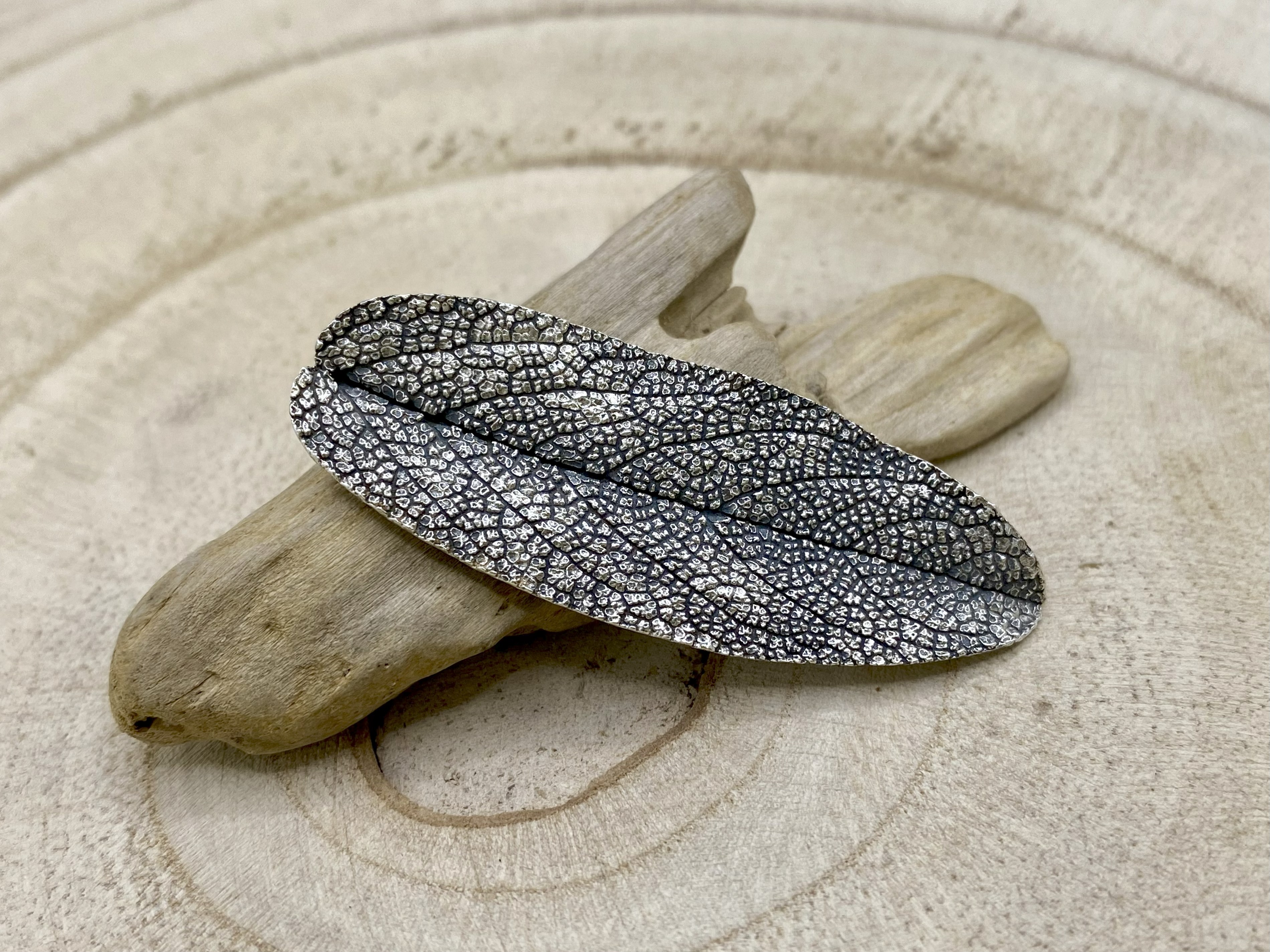 Salieblad broche