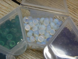 Cabochon rond 4mm opalite (1 stuk)