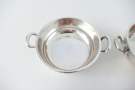 Ercuis - A set of 2 silver plated lidded dishes