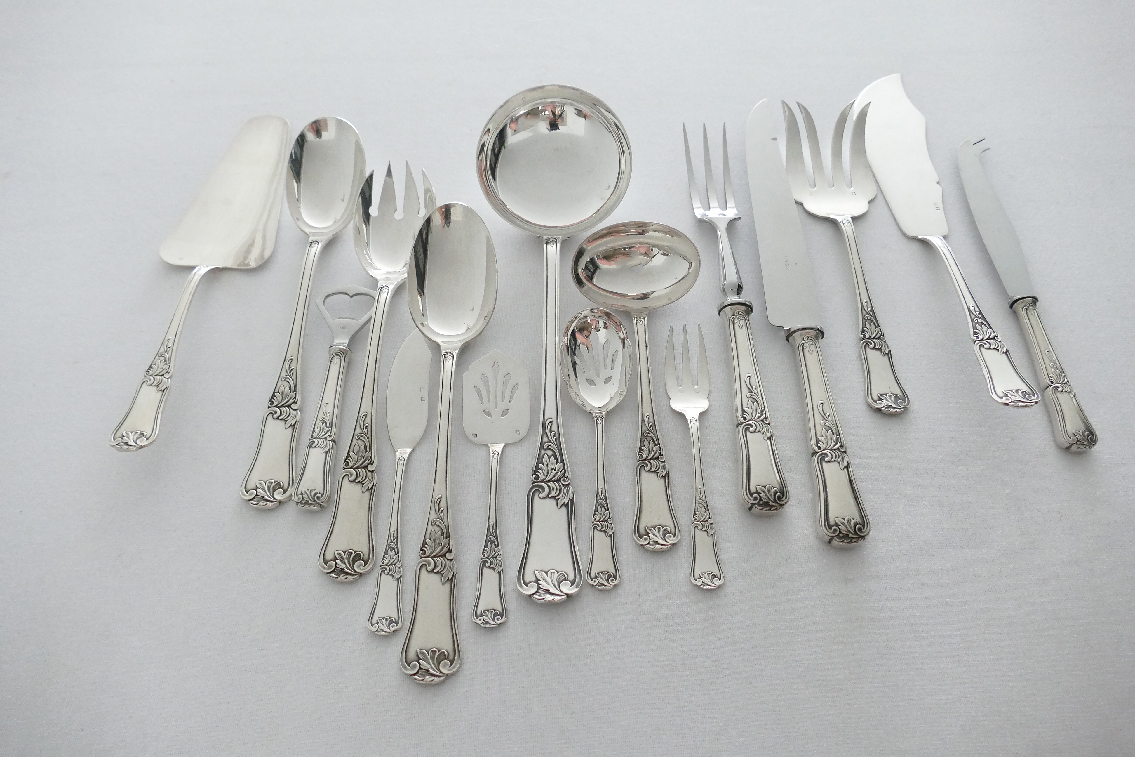 Silver Plated Cutlery Canteen in Règence-style - 136-piece/12-pax. - France, 1950's-1960's