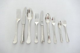 Wiskemann, Brussels - Silver Plated Art Deco Cutlery Canteen - N.16 "Standard" - 117-piece/12-pax. - Belgium, c. 1930
