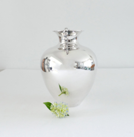 A large Silver Amphora Vase by Koch & Bergfeld - Bremen, c. 1870