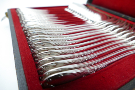 Christofle - Marly - Antieke cassette met dinerbestek - 24-delig/12-persoons - 1890-1935