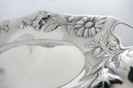 Verzilverde Art Nouveau dienschaal - Wiskemann, Brussel - c. 1910