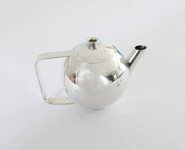 Verzilverde Bauhaus Koffiepot