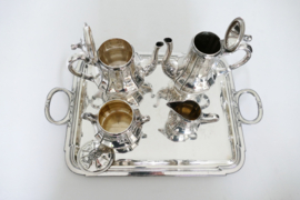 Orfevrerie Gallia (Christofle) - Verzilverd Louis XV Thee & Koffieservies - Frankrijk, c. 1925