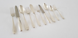 A Silver Plated Art Deco Cutlery Canteen of Mahogeny veneer - 12-pax./122-pieces - Dèlheid Frères, Belgium c. 1938