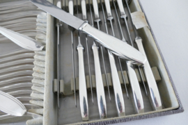 Christofle/Manufacture de L'Alfenide - Silver Plated Art Deco Cutlery Canteen - 61-piece/12-pax. - France, 1930-1950