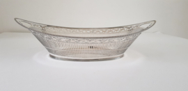 Silver Bread Basket - Pearl and Lily motives - .835 silver - Fa. Dahlia, Amsterdam 1925