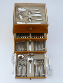 Georg Nilsson voor Gero - Verzilverde Art Deco bestekcassette - model Nordique - 85-delig/12-persoons