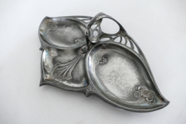 WMF (Württembergische Metallwarenfabrik} - Art Nouveau Silver Plated Serving Dish - Germany, c. 1906