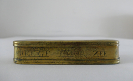 Antieke Hollandse messing Tabaksdoos 18e eeuw - "Regt door Zee" - Nederland c. 1750