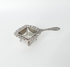 Dutch Silver Tea Strainer & Drip Tray – H. Hooikaas, Schoonhoven 1951 – .833 Silver
