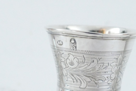 A pair of antique Russian silver cups - 84 Zolotniki (.875 silver) - Antip Kuzmichev, Moscow - 1872