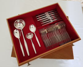 SOLD - Silver Plated Cutlery Canteen, Paris pattern - WMF, Germany c. 1950's - 40 pieces (6 pax.)