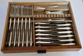 Silver Plated Cutlery Canteen / 88-pieces - 12 persons - Sola 90