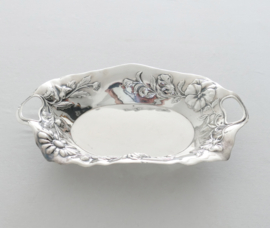 Verzilverde Art Nouveau dienschaal - Wiskemann, Brussel - c. 1910
