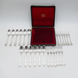 Christofle - Marly - Antieke cassette met dinerbestek - 24-delig/12-persoons - 1890-1935