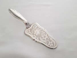 Quist - Silver Plated Cake server - Flowers and Leaves