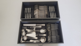 A Christofle canteen of cutlery  - 76 piece/8-pax. - Marly collection - Louis XV/Rococo - France, 1935-1983