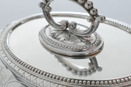 A Silver Plated Lidded Dish by Mapping  & Webb - England, 1900-1950