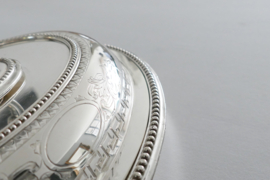 A Silver Plated Lidded Dish by Mapping  & Webb - England, 1900-1950