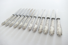 A set of 12 Silver Plated Art Nouveau luncheon knives - c. 1900