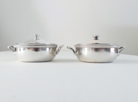 Ercuis - A set of 2 silver plated lidded dishes