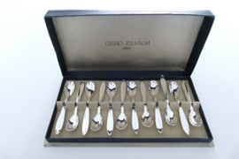 Set of 12 teaspoons - model Perfection - design Georg Nilsson - 1952-1965