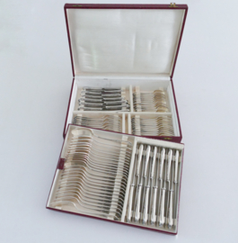 Silver Plated Cutlery Canteen - 84-piece/12-pax. - Louis XV/Rococo-style - Belgium, 1950's