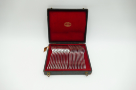 Christofle - Marly - Antieke cassette met dinerbestek - 24-delig/12-persoons - 1890-1935