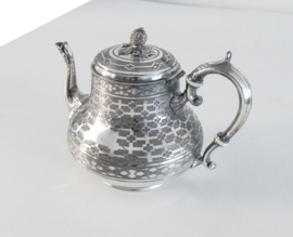 A Japonesque Silverplated Coffee pot - Mappin Brothers, London c. 1860