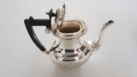 Verzilverde thee- en koffieset in Chippendale stijl - Yeoman of England - 1e helft 20e eeuw