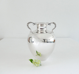A large Silver Amphora Vase by Koch & Bergfeld - Bremen, c. 1870