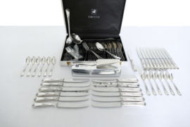 Orfevrerie Ercuis - Silver Plated Cutlery Set - N.29 Louis XV - 75-piece/12-pax. - France, c. 1980