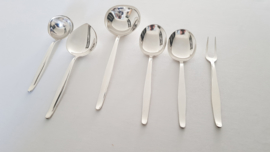 Verzilverd Mid-Century bestek in cassette - 54-delig/8-persoons - model Jeunesse (P17) - Keltum, Gerritsen & van Kempen c. 1960