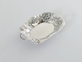 Verzilverde Art Nouveau dienschaal - Wiskemann, Brussel - c. 1910
