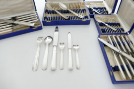 Silver Plated Art Deco Cutlery Set - 71-piece/12-pax. - Sté France Orfèvrerie -France, c. 1950's