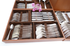 Verzilverde bestekcassette - Louis XV - 125-delig/12-persoons - J. Brille, c. 1965