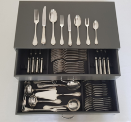 A Christofle canteen of cutlery  - 76 piece/8-pax. - Marly collection - Louis XV/Rococo - France, 1935-1983