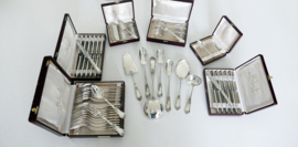 Silver Plated Cutlery Canteen - 91-piece/12-pax.  - Orfevrerie Elldee & Boulenger - France, 1920's