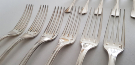 Christofle - Silver plated cutlery canteen for 12 persons - Spatours - 37-piece/12-pax. - France, mid-20th century